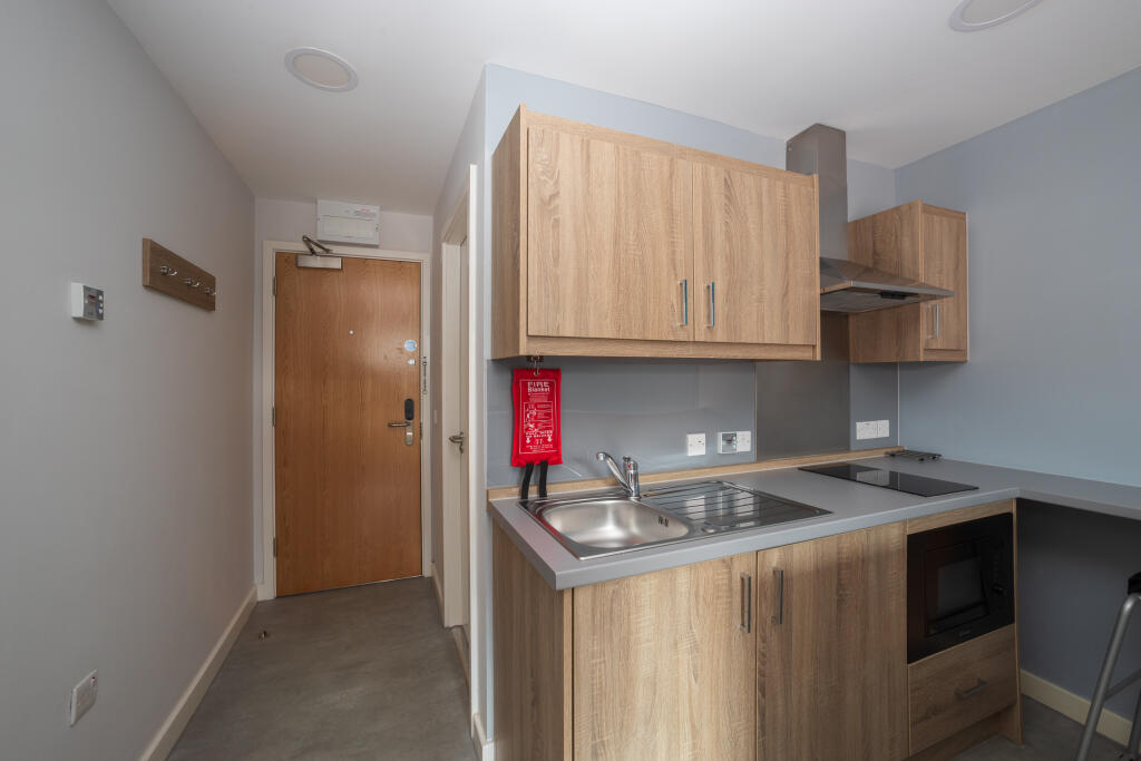 Apartment in Sheffield - View 4