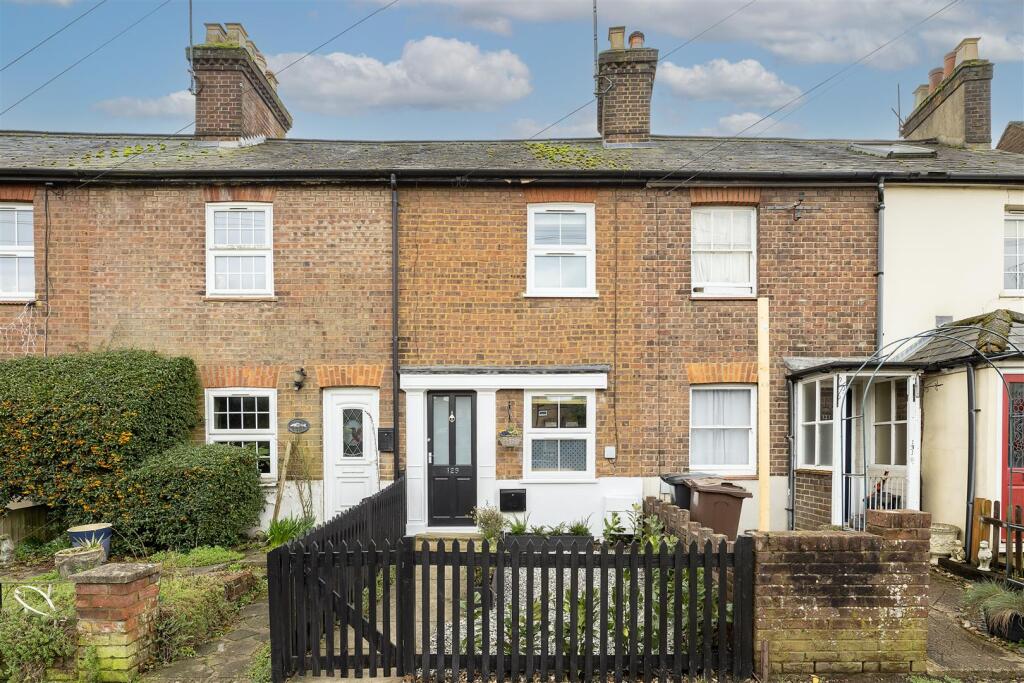 Luton Road, Harpenden