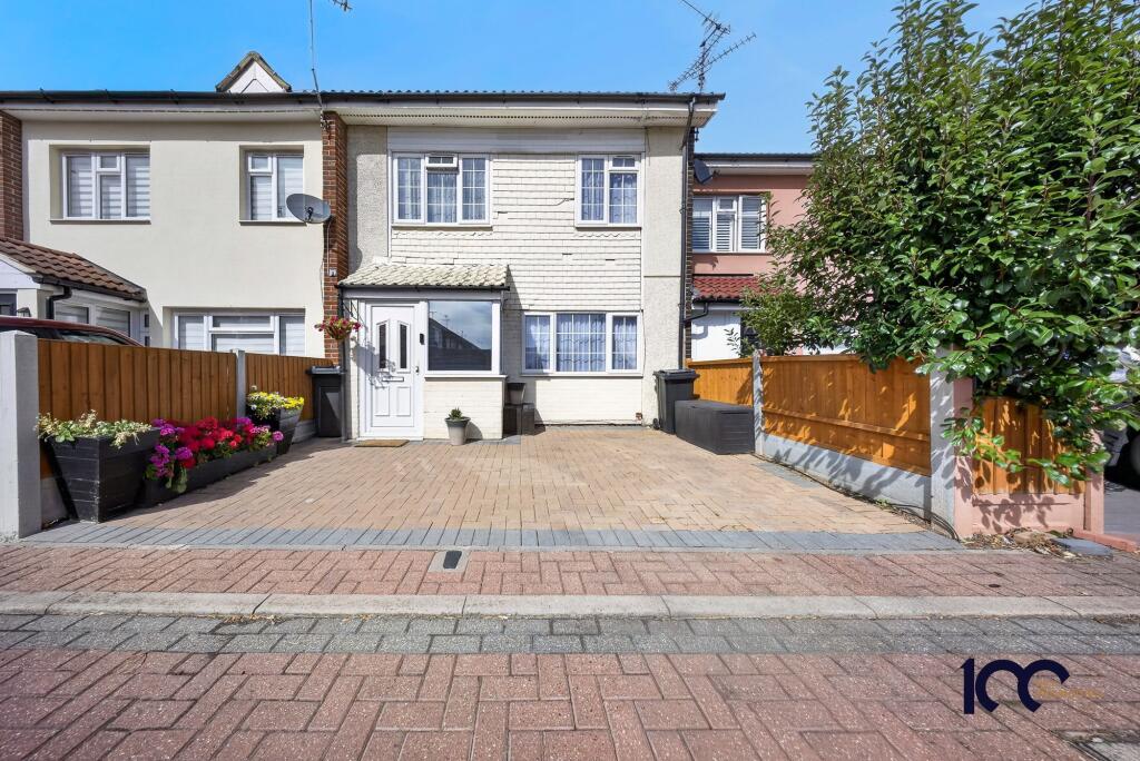 House in Basildon, Vange - View 4