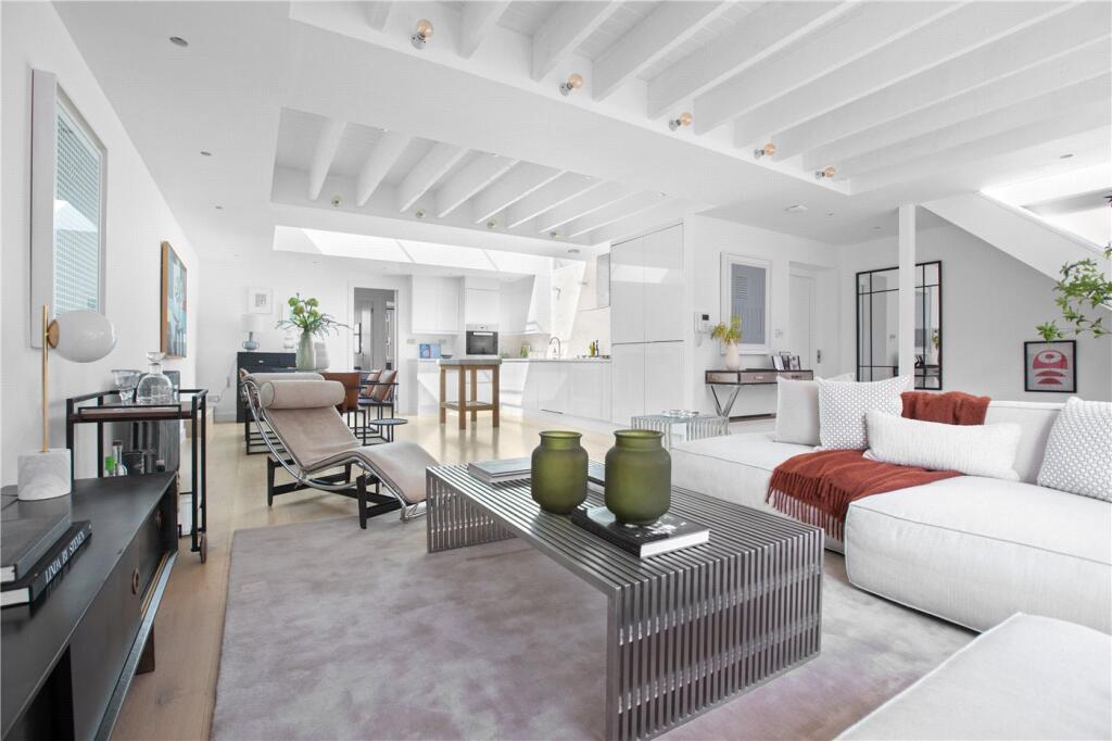 Main image of property: Bath Street, London, EC1V