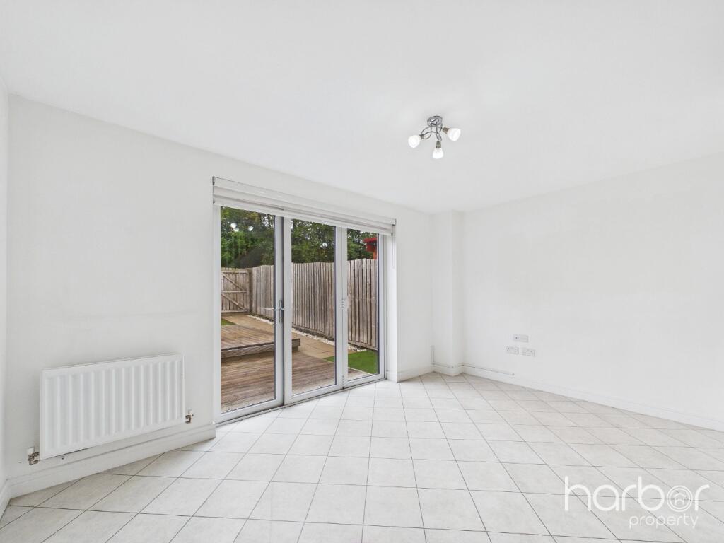 House in Glasgow, South Lanarkshire - View 2