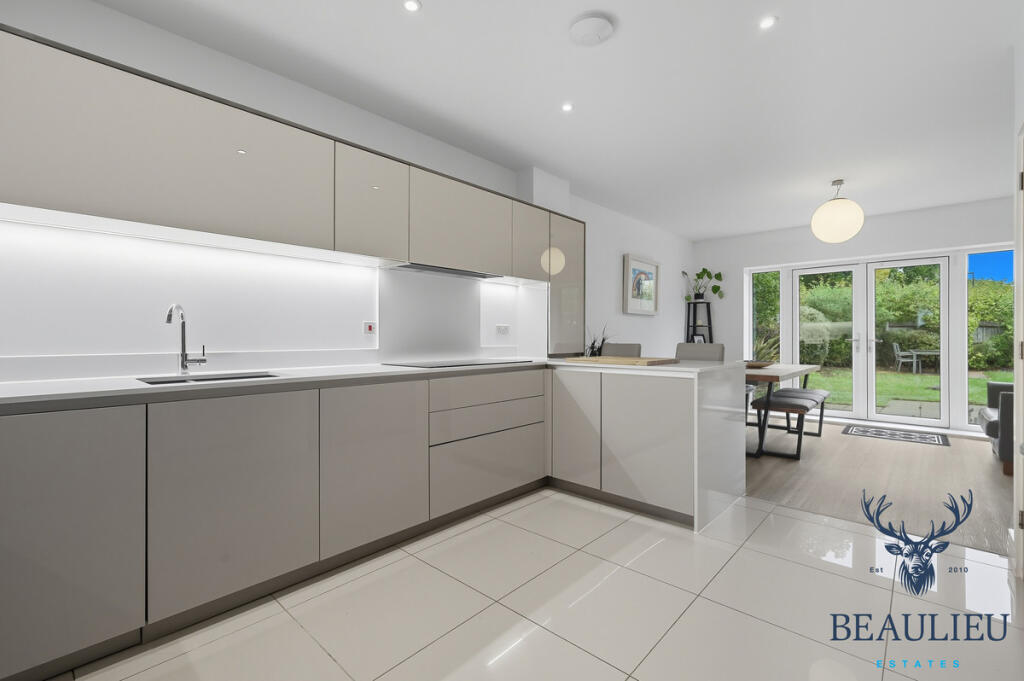 Joseph Clibbon Drive, Beaulieu Park, CM1 6 photo 3