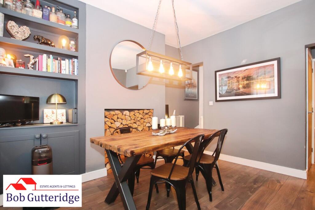 House in Newcastle-under-Lyme, Staffordshire - View 3