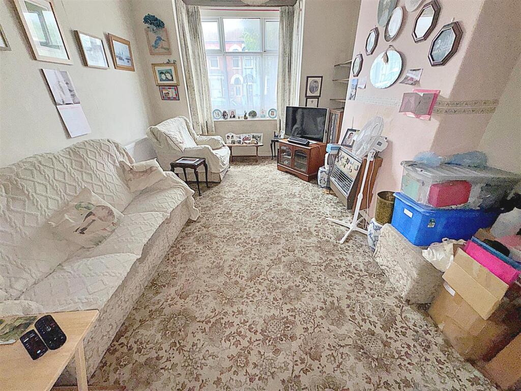 House in Doncaster - View 2