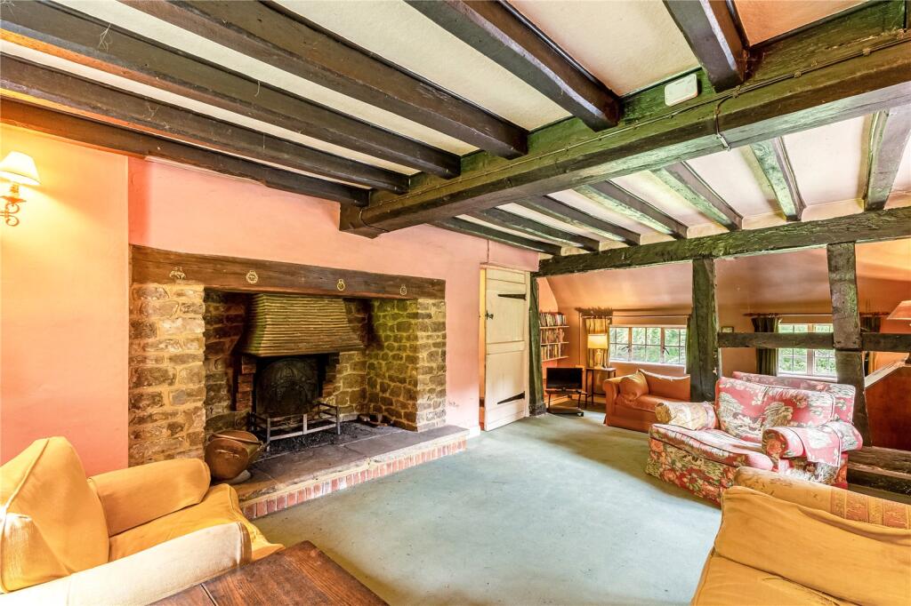 Henley, Haslemere, West Sussex, GU27 photo 2