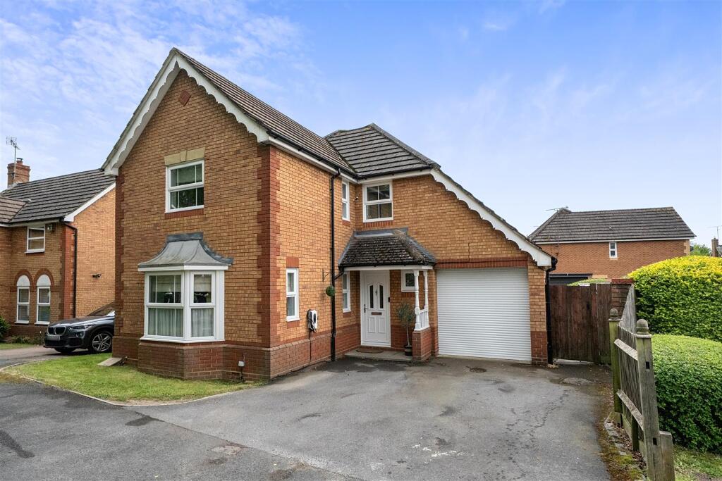Main image of property: Anthian Close, Woodley, Reading, Berkshire, RG5