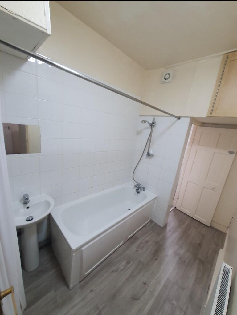 Park View Road, London, N17 photo 5