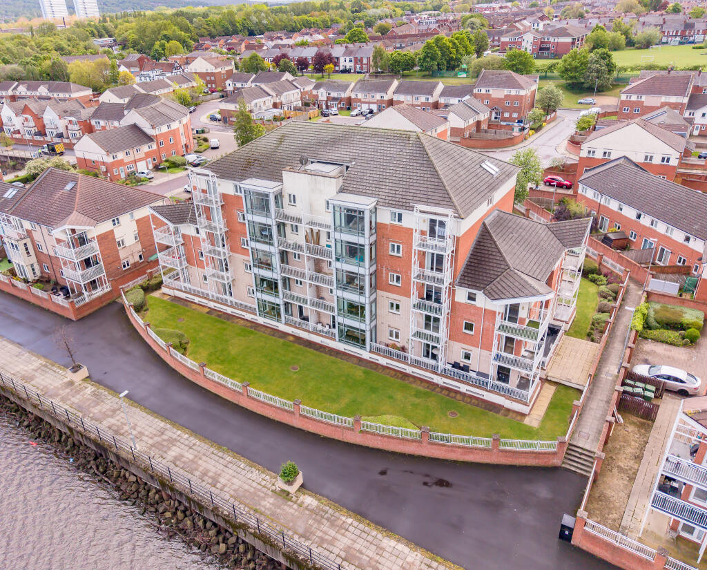 Main image of property: 14 Kingfisher Court, Gateshead, Tyne and Wear NE11 9FB