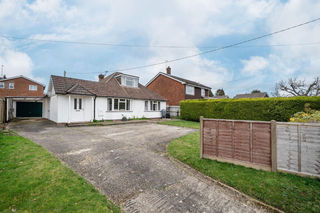 Main image of property: Oakley Lane, Oakley, Basingstoke, RG23 7JZ