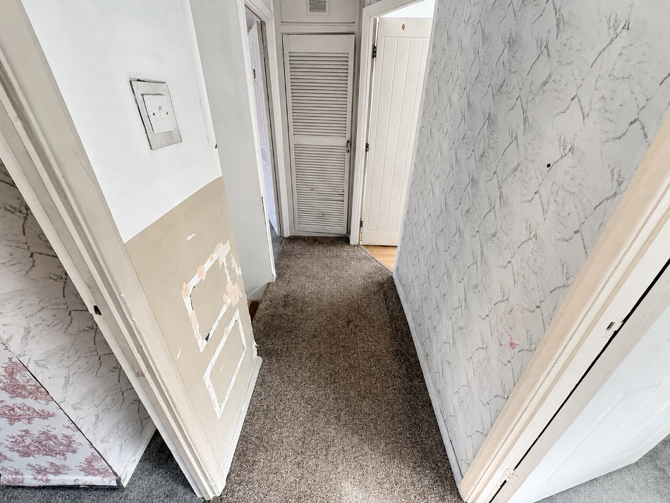House in Walsall, West Midlands - More