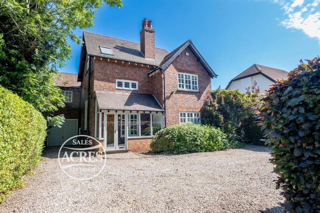 Main image of property: Streetly Lane, Four Oaks, Sutton Coldfield