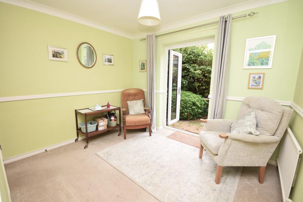 Apartment in Waverley, Farnham - View 5