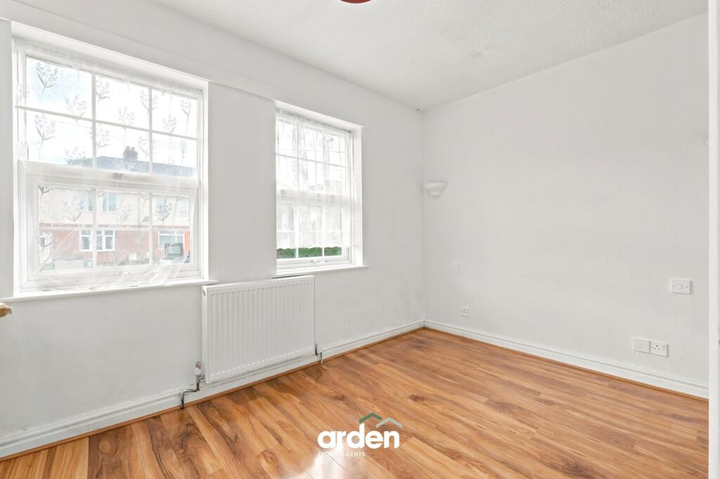 House in Redditch, Lakeside - View 5