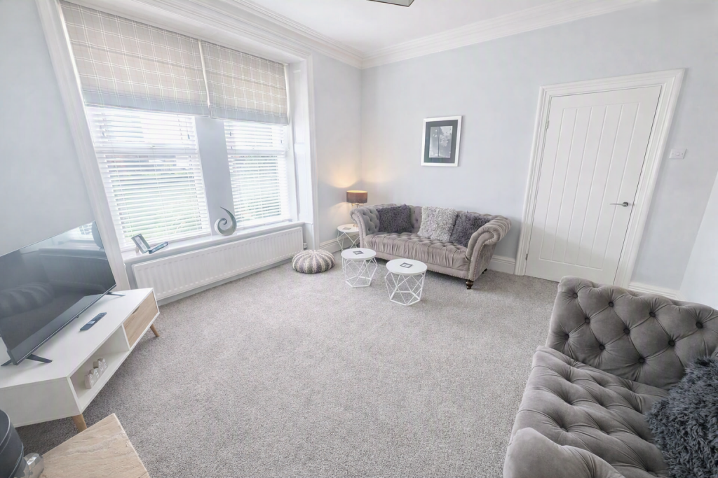 House in Durham - View 3