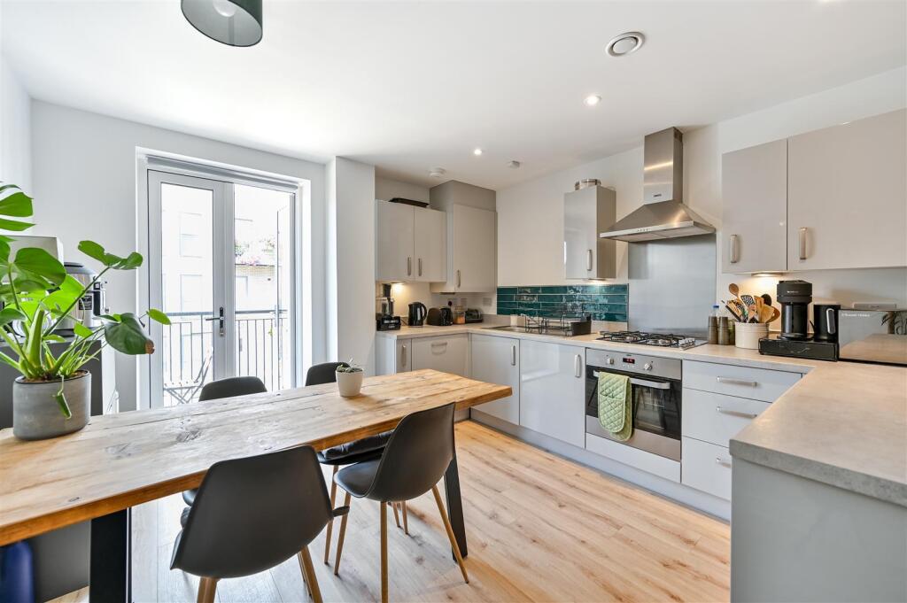Apartment in Reading, The Printing Press, Caversham - View 4