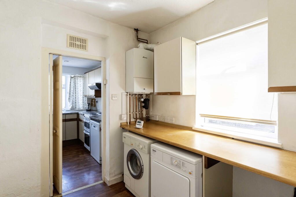 House in Bristol, Downend, Downend and Bromley Heath - More