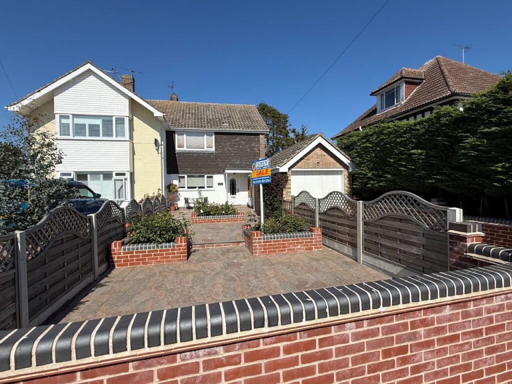 Main image of property: QUEENS ROAD, FRINTON-ON-SEA
