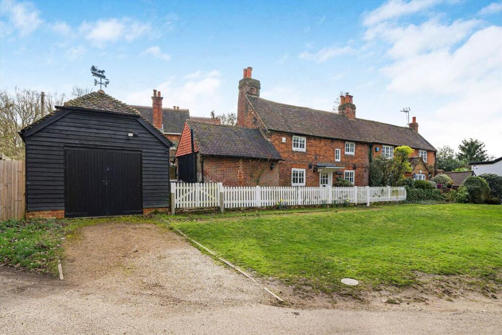 Main image of property: Old Common, Cobham