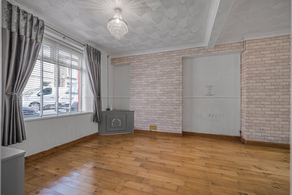 House in Cardiff - View 4