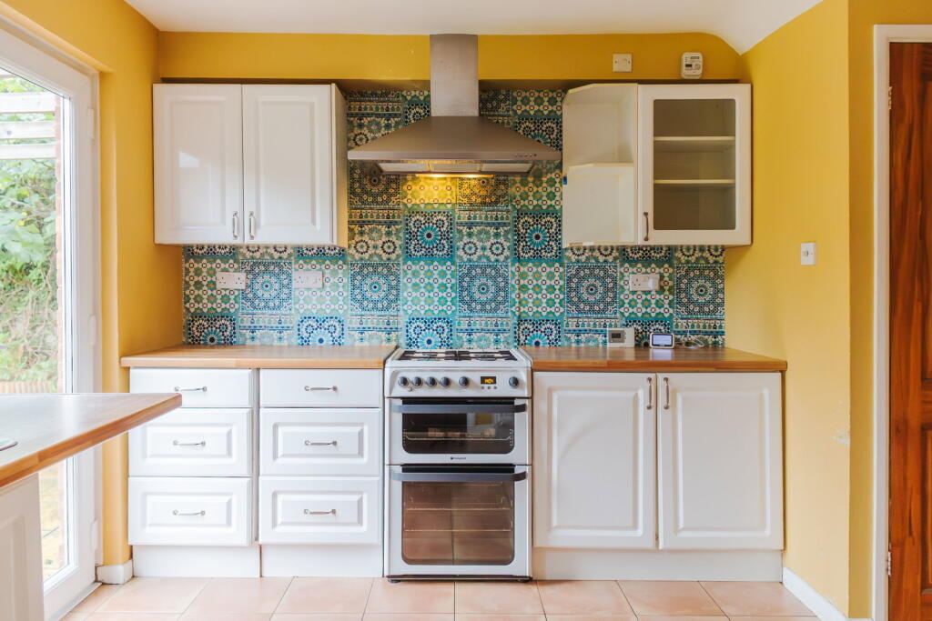 34 Bosworth Road, Grange Park, Swindon, SN5 6AL photo 2