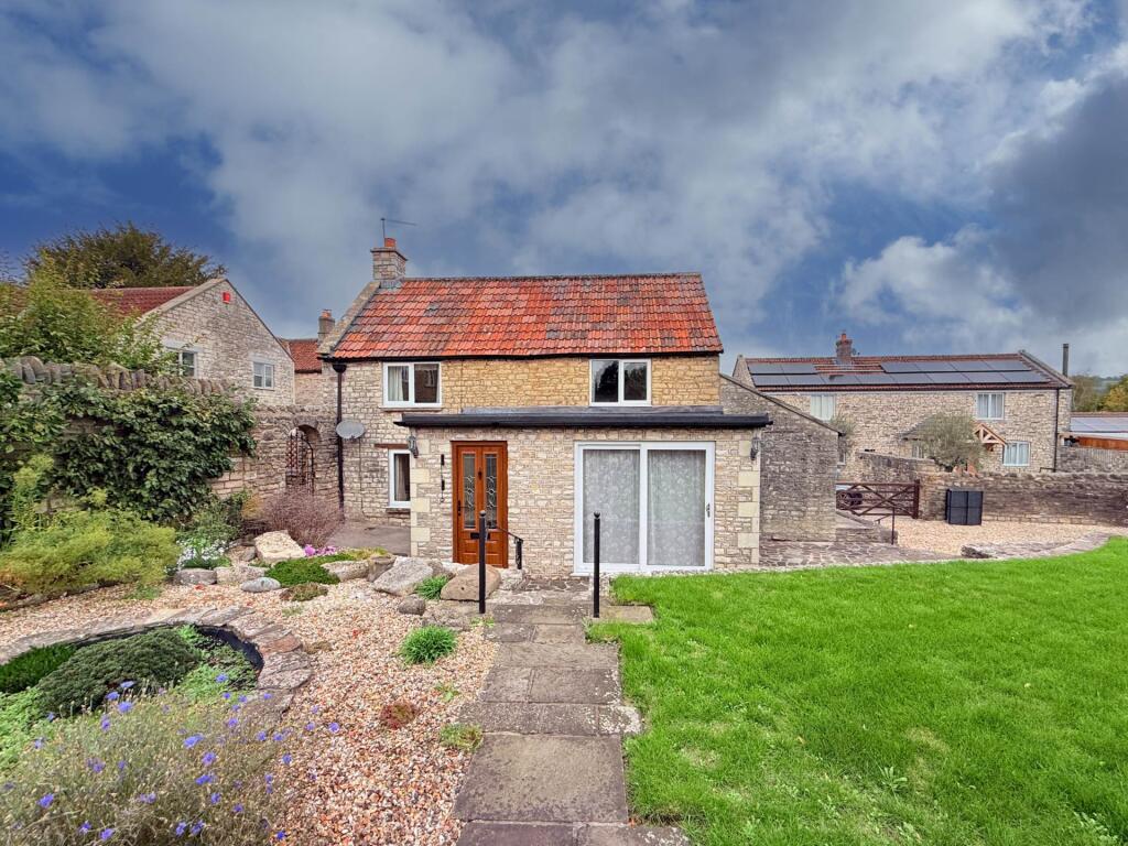 Lower Farm Lane, Corston