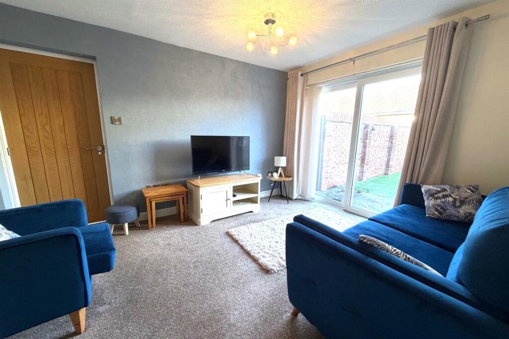 Squires Court, BS30 photo 4