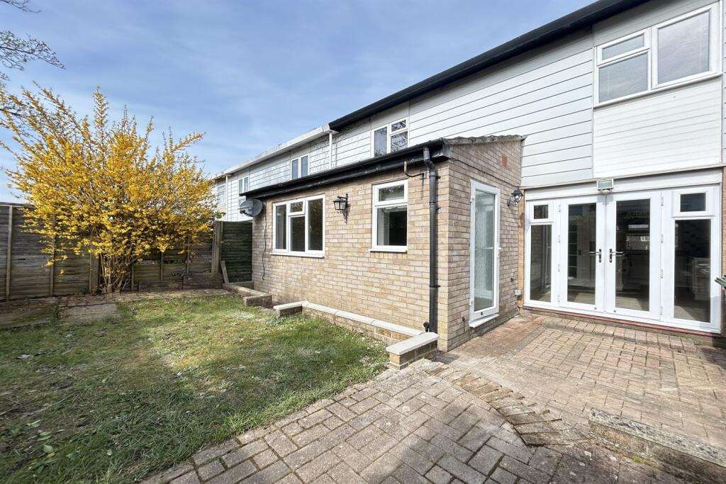 Main image of property: Popley, Basingstoke