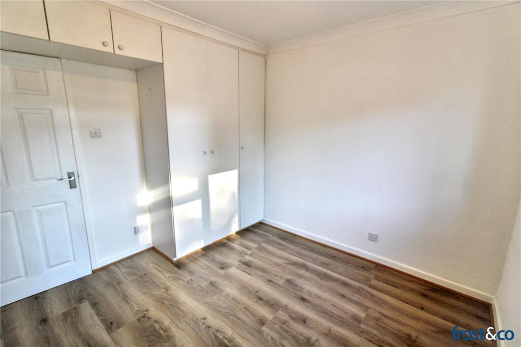Apartment in Poole, Hamworthy - View 5