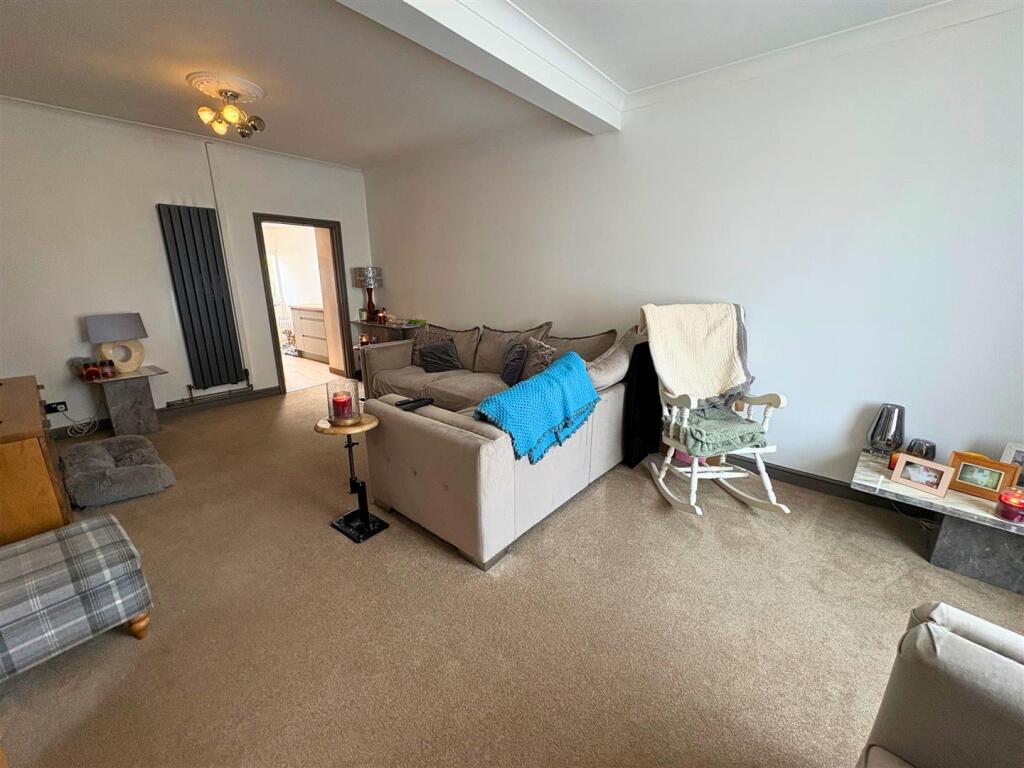 House in Cardiff, Maesteg - View 5