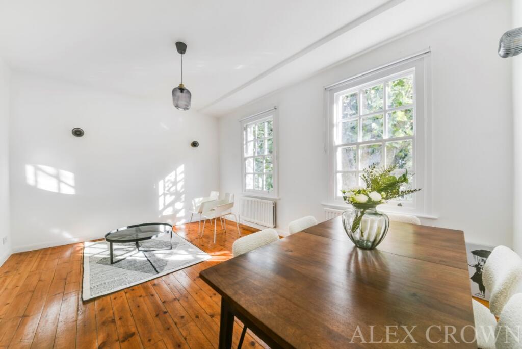 Apartment in London - More