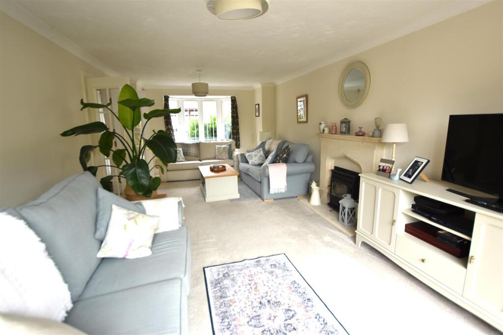 House in Cherwell, Bicester - View 3