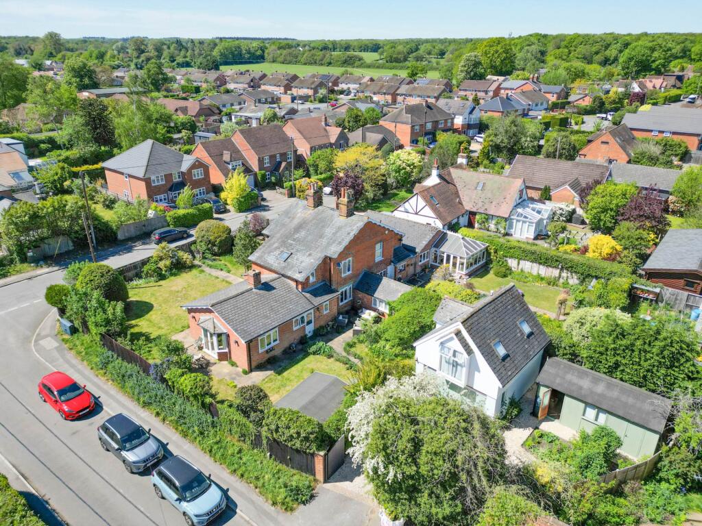 Main image of property: Woodlands Road, Sonning Common, South Oxfordshire