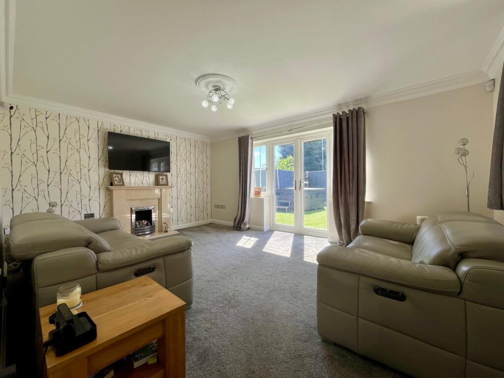 Wisbech Road, Thorney, Peterborough, PE6 photo 4
