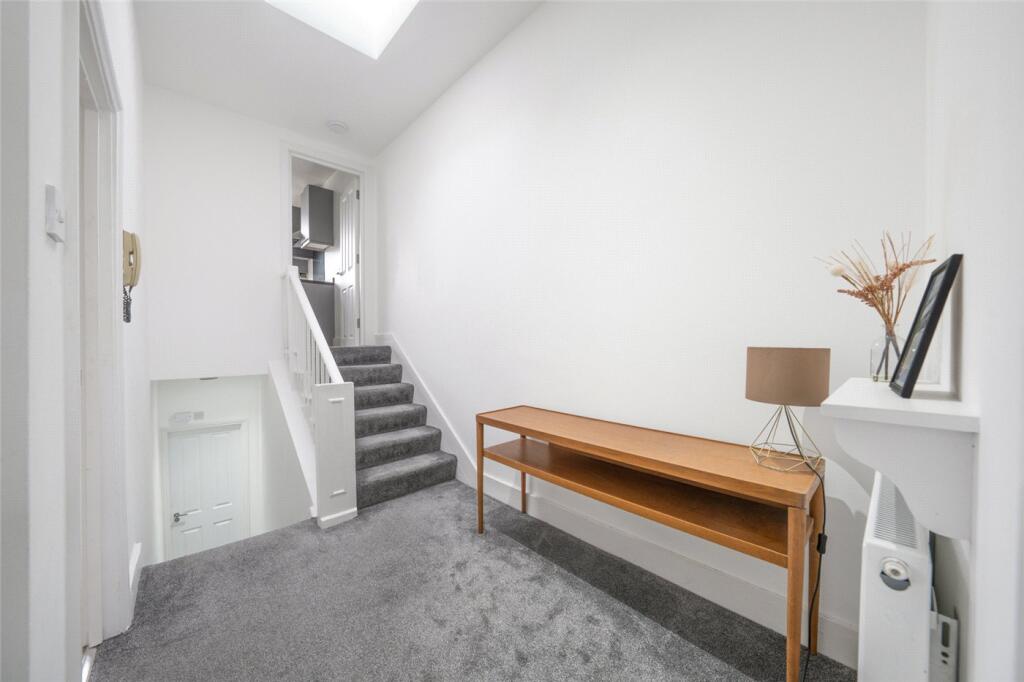 Apartment in London, Kensal Town, Maida Hill - View 5