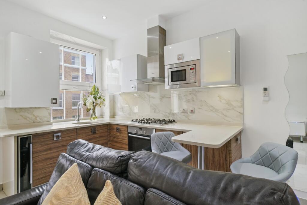 Apartment in London, City of Westminster - View 5