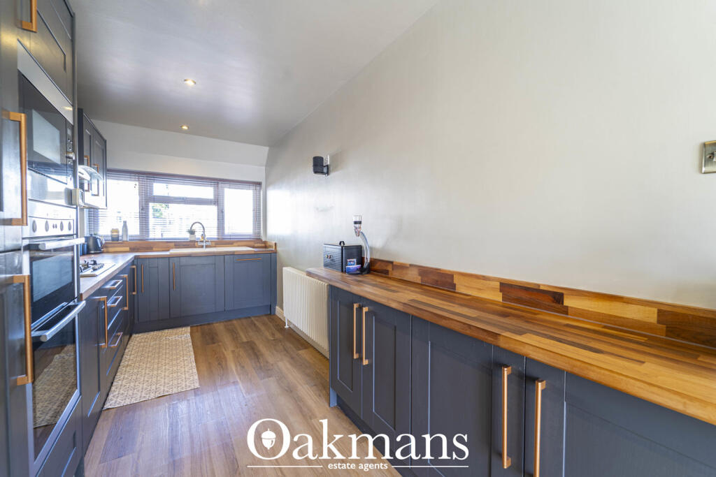 House in Birmingham, West Midlands - More