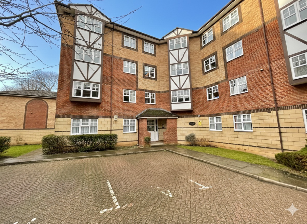 Main image of property: Queens Court, Knights Field, Luton, Bedfordshire, LU2 7LN