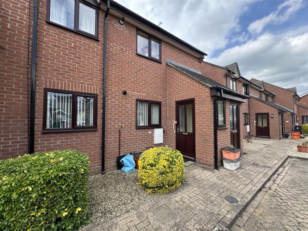 Main image of property: Drew Street, Swindon