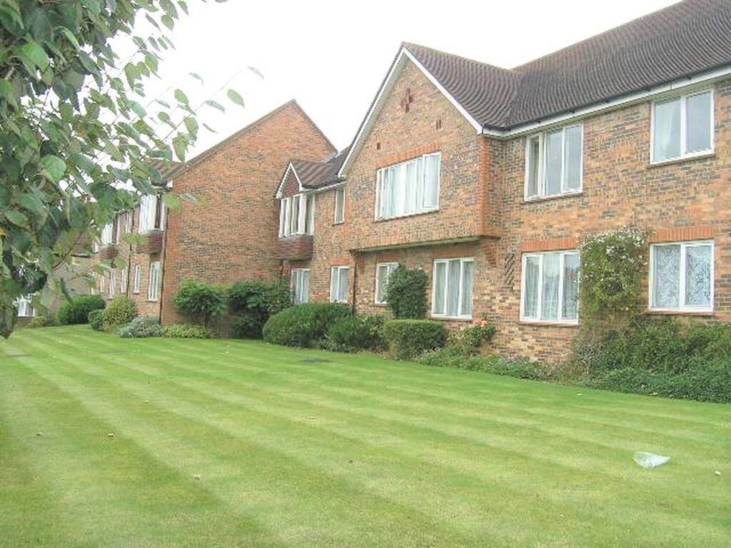 Main image of property: Hillside Gardens, Barnet
