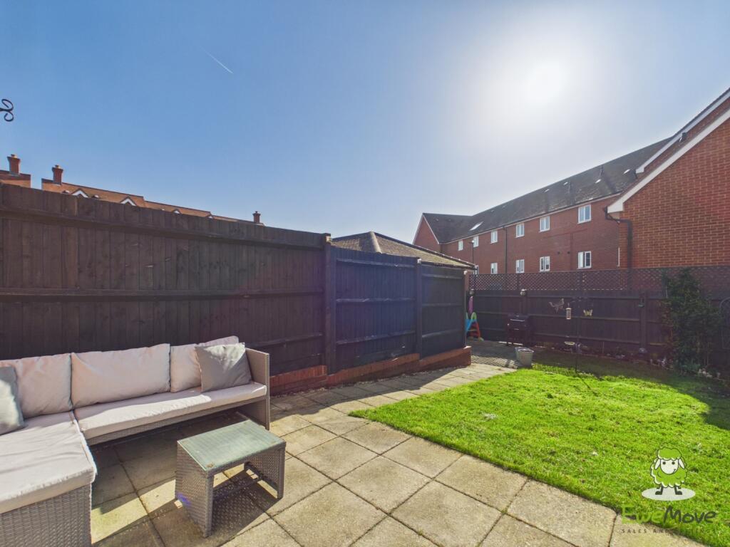 Fishbourne Gardens, Chineham, Basingstoke, RG24 - View 3
