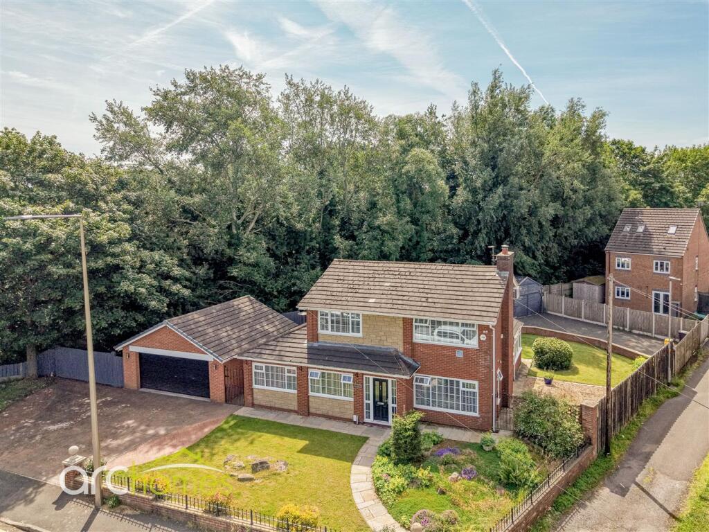 Main image of property: Wigan Road, Atherton, Manchester