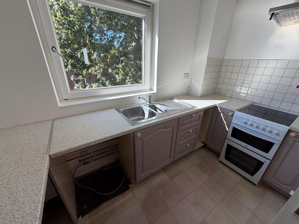 Apartment in Bournemouth - More