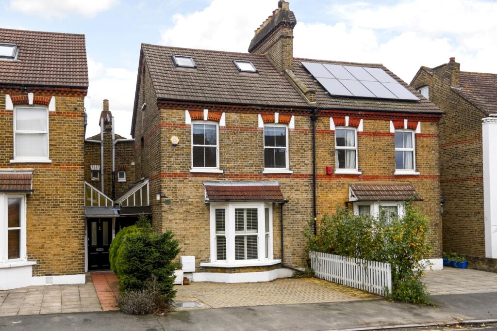 Main image of property: Courthope Villas London SW19