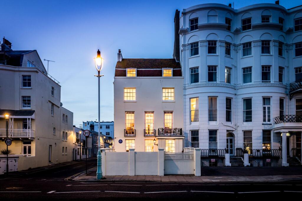 Main image of property: Marine Parade, Brighton, BN2