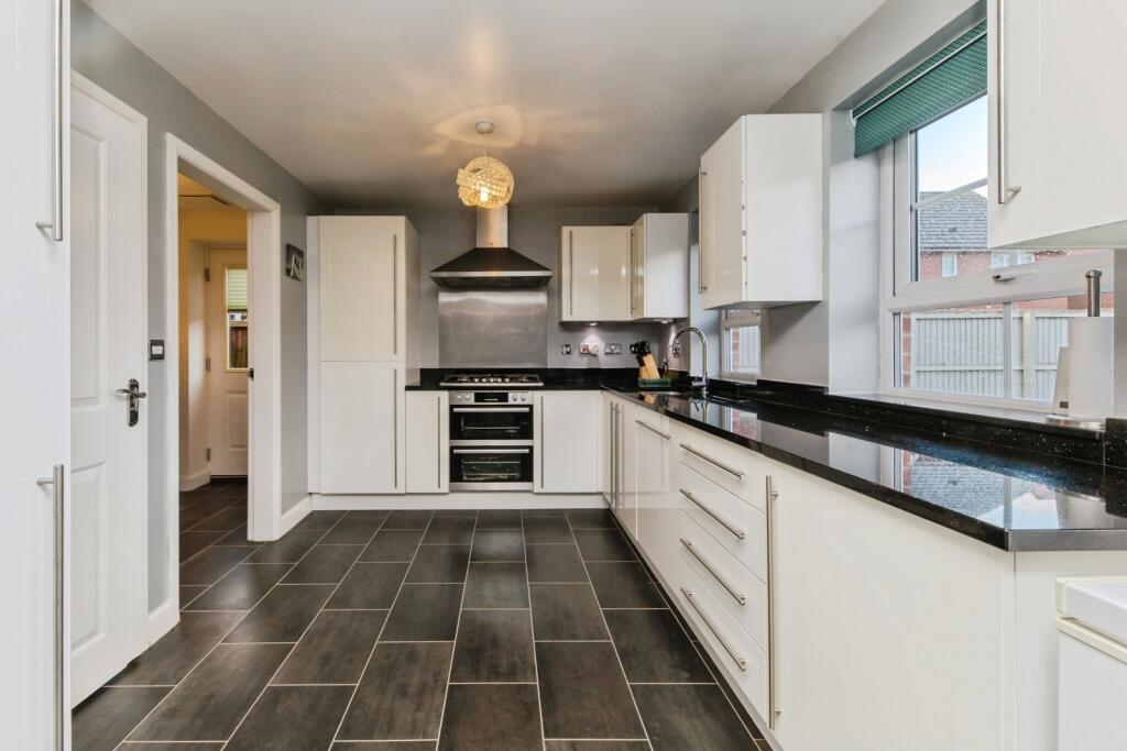Sweet Water Court, Lostock Gralam, Northwich, Cheshire, CW9 photo 4