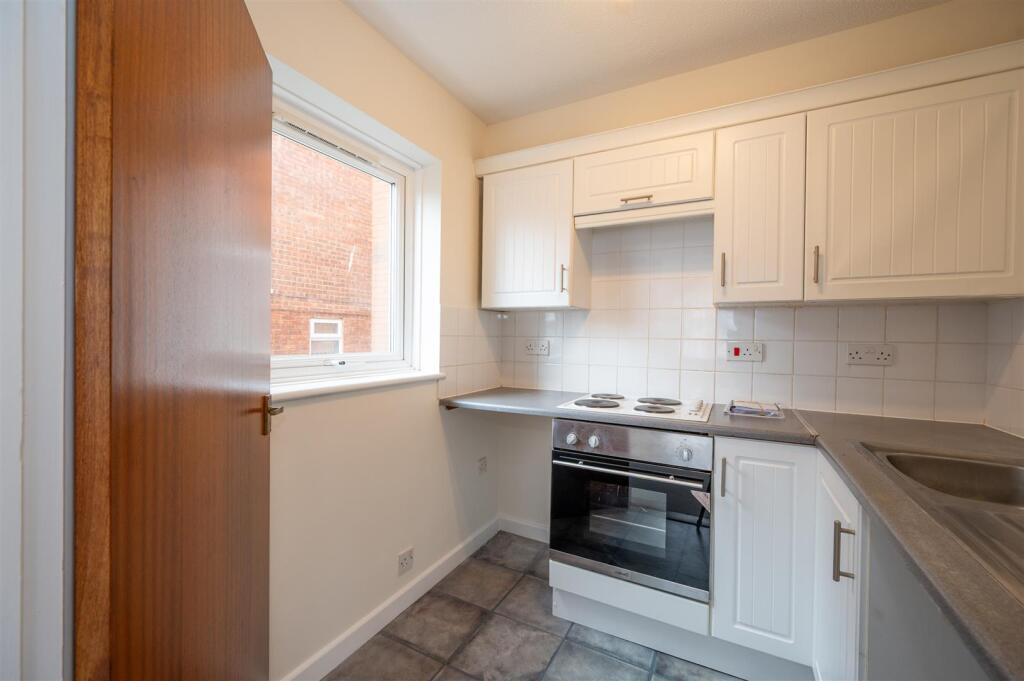 Southwood Road, Hayling Island photo 4