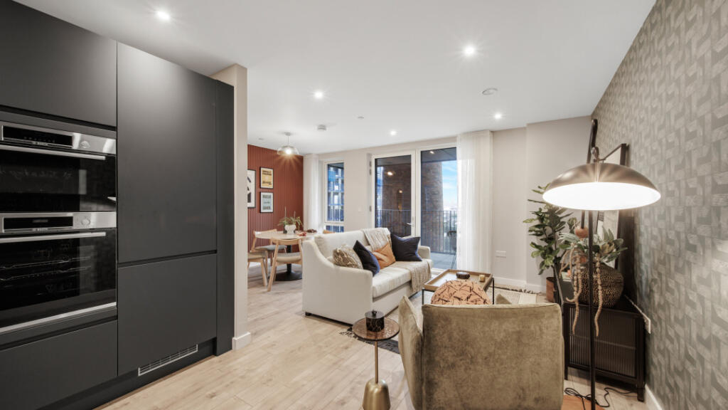 Main image of property: GLENGALL ROAD,
London,
SE15 6RZ