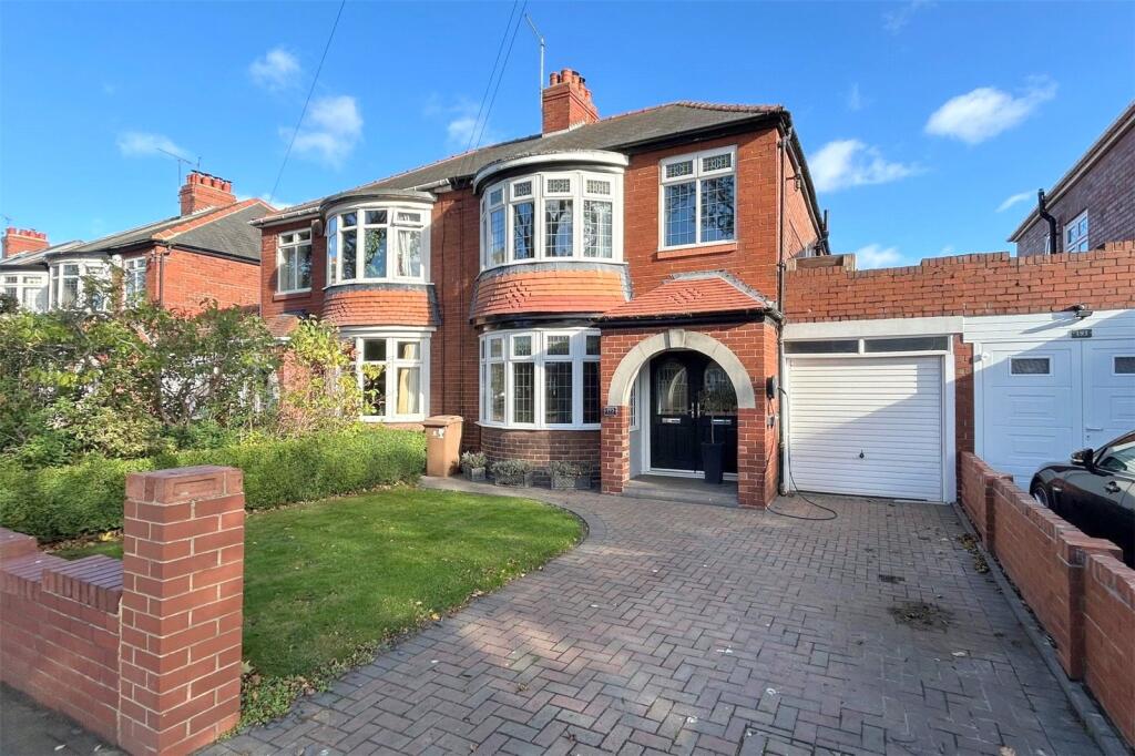 Main image of property: The Broadway, Cullercoats, NE30