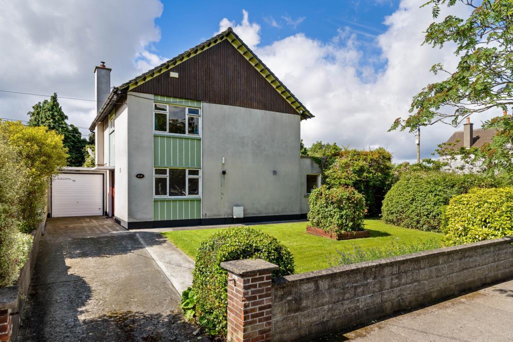 Main image of property: 49 Willow Park Grove, Glasnevin, Dublin 11, D11 H962
