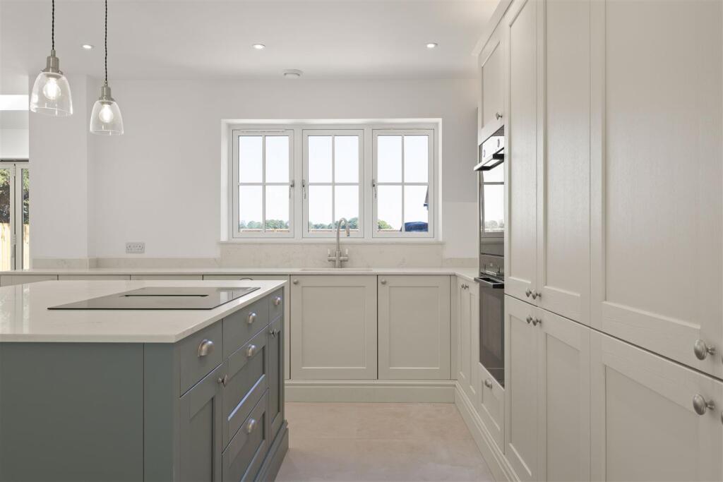 House in Norwich - View 5